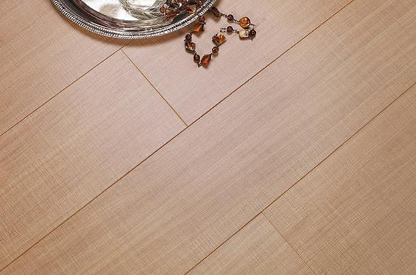 木地板怎么铺？成都装饰公司大晶装饰告诉您铺木地板的小技巧2